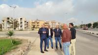 رئيس جهاز مدينة الشروق يتفقد الطرق والمحاور الرئيسية في جولة ميدانية موسعة