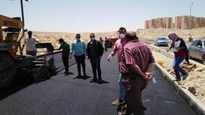 رئيس جهاز 15 مايو: بدء أعمال رصف الطرق لمشروع الإسكان الاجتماعي