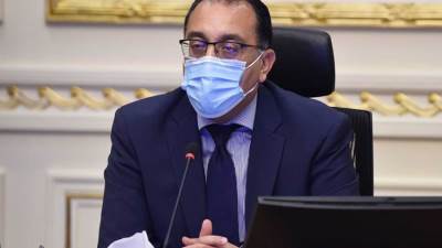 رئيس الوزراء: تكثيف العمل للارتقاء بمستوى الأسر الأكثر احتياجا في القرى الفقيرة