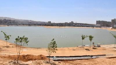 خالد عباس يطالب بالإسراع بمعدلات تنفيذ مشروع تطوير بحيرة عين الصيرة