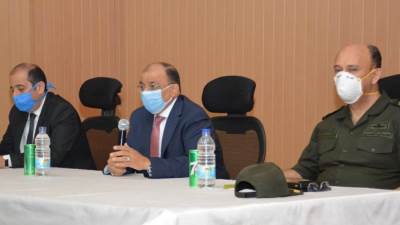 وزير التنمية المحلية : هنرجع كل "شبر" متعدى عليه من أراضى وأملاك الدولة