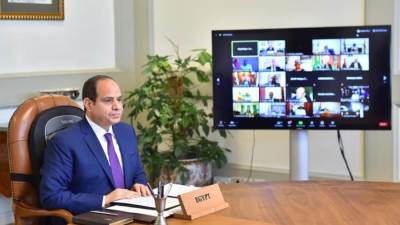 السيسي عن وقف تراخيص البناء: «ده أمن قومي.. ودماغي فيه أوي»