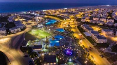 الأهلى صبور تسلم 362 وحدة سكنية من مشروع "امواج" بالساحل الشمالى