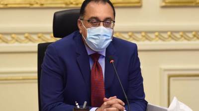 رئيس الوزراء يطالب برفع درجة الاستعداد للتعامل مع مصابى «كورونا»