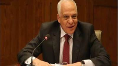 محافظ الجيزة يصدر قرارًا بتشكيل لجنة لتنظيم انتظار المركبات في الشوارع