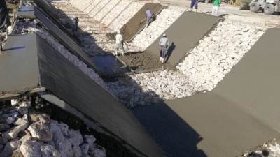 إقامة سدود ومخرات سيول بأسيوط بتكلفة تقدر بـ100 مليون جنيه (صور)