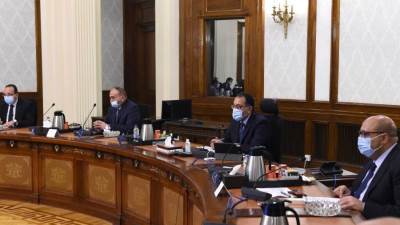 مدبولي يوجه بانشاء مكاتب جديدة للشهر العقاري بالمدن الجديدة تختص بتسجيل عقود الأراضي والوحدات