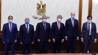 رئيس الوزراء يشهد توقيع مذكرة تفاهم لتنفيذ منظومة القطار الكهربائى السريع