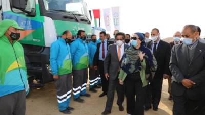 وزيرة البيئة تشهد اصطفاف معدات منظومة النظافة بالعاصمة الإدارية الجديدة