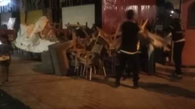 صور|| تحرير 8 محاضر لمحلات خالفت الإجراءات الاحترازية لمواجهة كورونا في الشروق