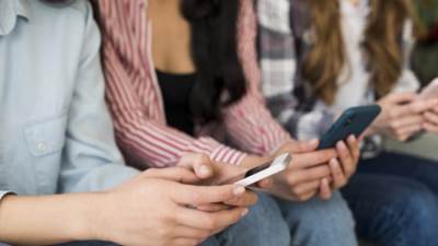 كيف استقبل رواد مواقع التواصل الاجتماعي قرار وقف طرح الأراضي للمواطنين؟