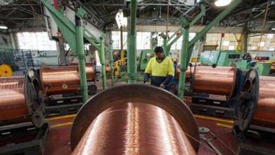 «السويدي إليكتريك» توقع عقدًا بـ18.7 مليون دينار لمشروع سكني بالكويت