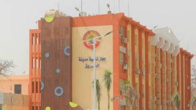 جهاز مدينة الشروق يخصص واتساب وخط ساخن لتلقي شكاوى الطرق والنظافة والزراعة